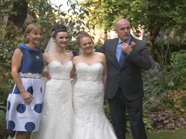 Linsey and Jade&apos;s Wedding in Edinburgh, Lothian &amp; Borders 30