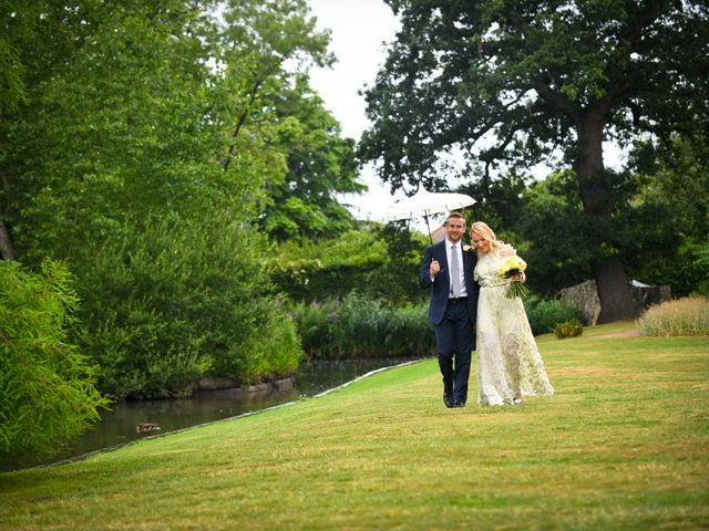 Jack and Anna&apos;s Wedding in Hornchurch, Essex 16