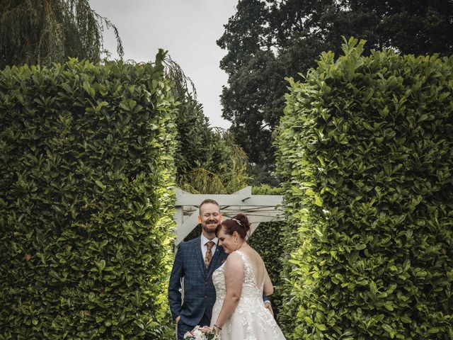 Ben and Claire&apos;s Wedding in Beverley, East Riding of Yorkshire 21
