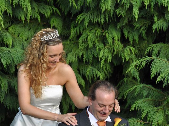 Daniel and Janette&apos;s Wedding in Ledbury, Herefordshire 20