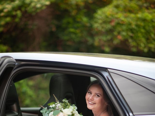Kayleigh and Jamie's Wedding in Halstead, Essex 1