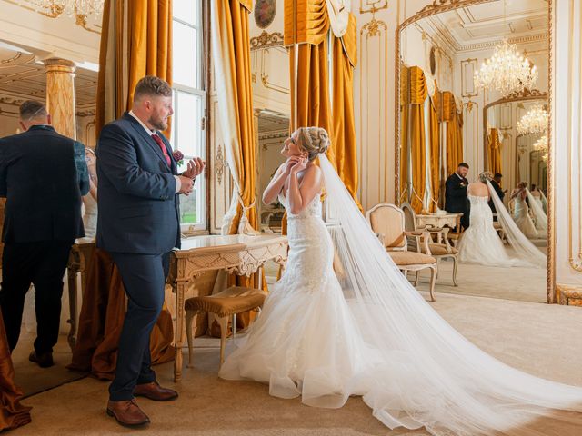 John-Scott and Hannah's Wedding in Gosfield, Essex 15