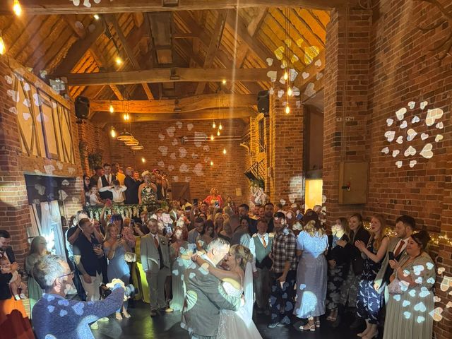 Stacey  and Nathan 's Wedding in Leicester, Leicestershire 6