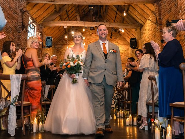 Stacey  and Nathan 's Wedding in Leicester, Leicestershire 7