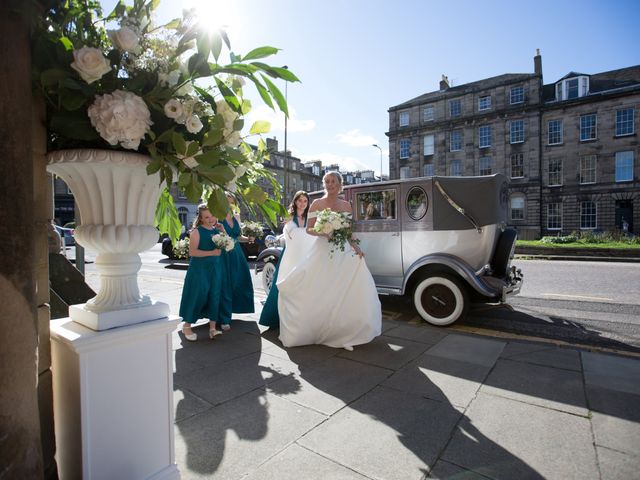 Mathew and Elaine&apos;s Wedding in Edinburgh, Lothian &amp; Borders 7