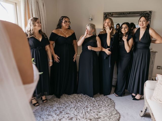 Matt and Martha's Wedding in Stratford Upon Avon, Warwickshire 20