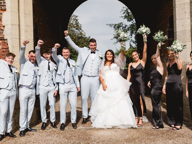 Carl and Beth&apos;s Wedding in Blyth, Nottinghamshire 5