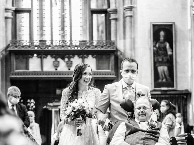 Nick and Sarah&apos;s Wedding in Thame, Oxfordshire 20