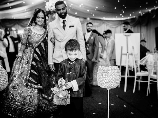 Aisha and Amrik&apos;s Wedding in Central London, South West London 20