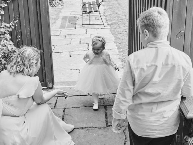 Aaron and Addy&apos;s Wedding in Sheffield, South Yorkshire 15