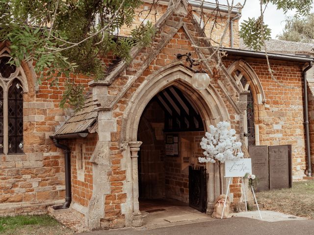 Jake and Bethany&apos;s Wedding in Melton Mowbray, Leicestershire 45