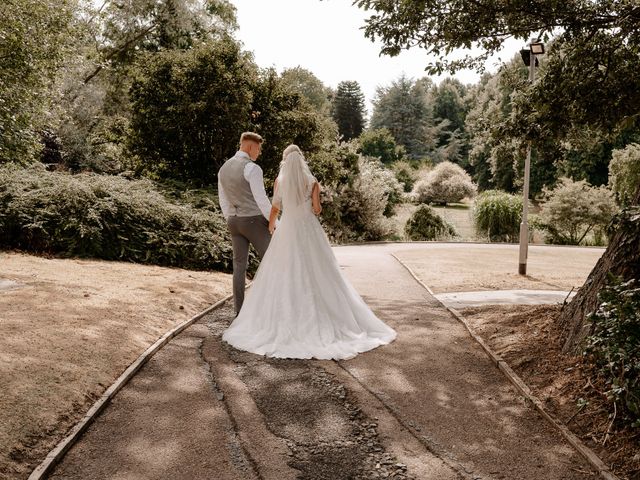 Jake and Bethany&apos;s Wedding in Melton Mowbray, Leicestershire 80