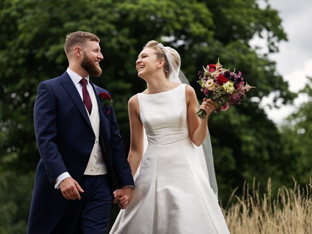 Matt and Maia&apos;s Wedding in Stowe, Buckinghamshire 27