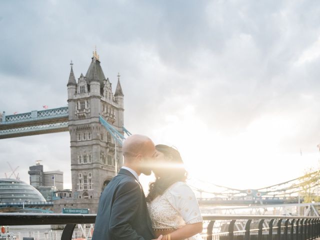 Raffaele and Rachel&apos;s Wedding in London Bridge, East Central London 1