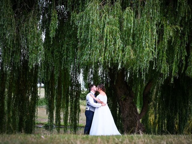 Sean and Aimee's Wedding in Brentwood, Essex 9