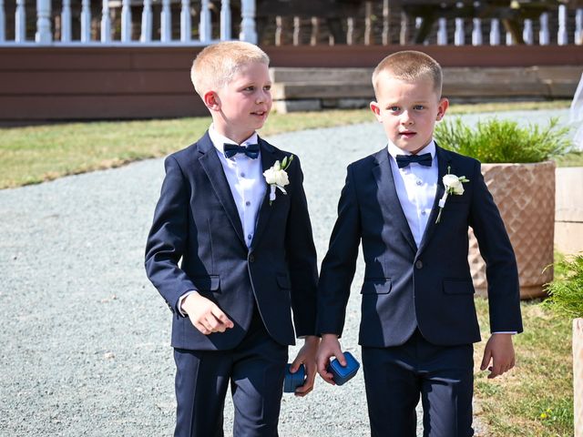 Sean and Aimee's Wedding in Brentwood, Essex 33