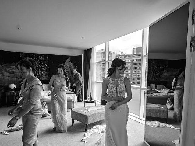 Liam and Penny&apos;s Wedding in Manchester, Greater Manchester 17