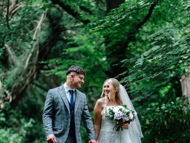 Chris and Lauren's Wedding in Jesmond, Tyne &amp; Wear 23