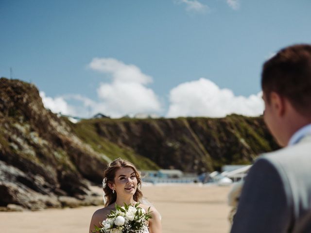 Steven and Hannah&apos;s Wedding in Newquay, Cornwall 14