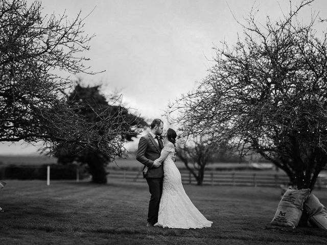 Paul and Sophie&apos;s Wedding in Olney, Buckinghamshire 32