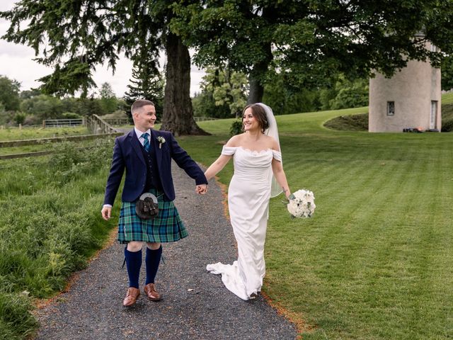 Markus and Lauren's Wedding in Aberdeenshire, Aberdeen &amp; Deeside 17
