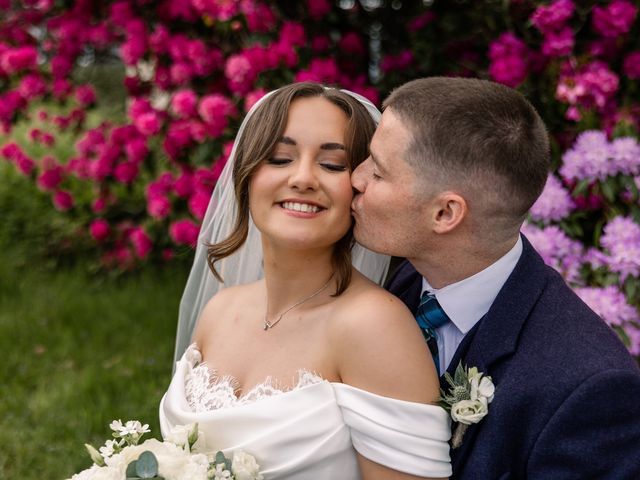 Markus and Lauren's Wedding in Aberdeenshire, Aberdeen &amp; Deeside 18