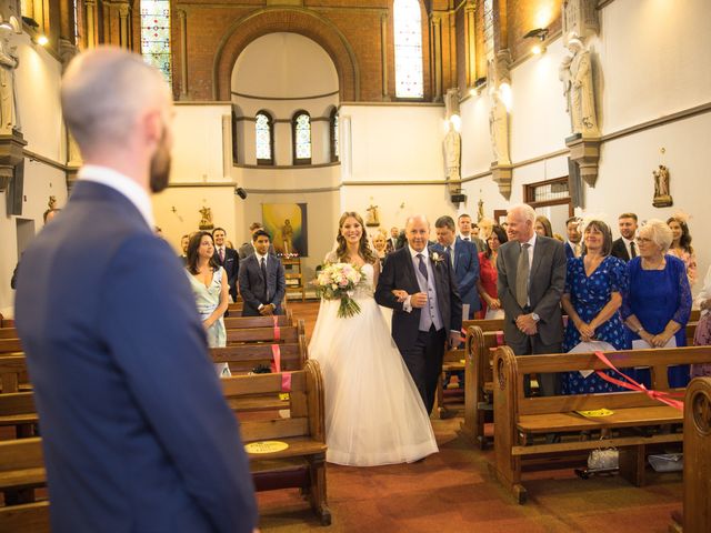 Fergus and Hannah&apos;s Wedding in Manchester, Greater Manchester 24
