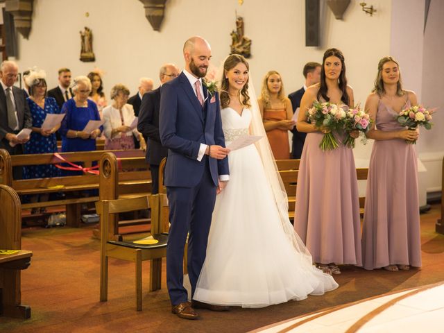 Fergus and Hannah&apos;s Wedding in Manchester, Greater Manchester 34