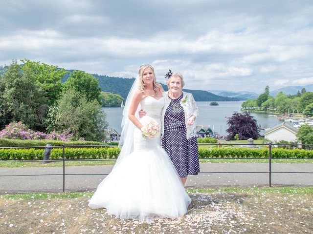 Rachael and Jon&apos;s Wedding in Bowness On Windermere, Cumbria 102