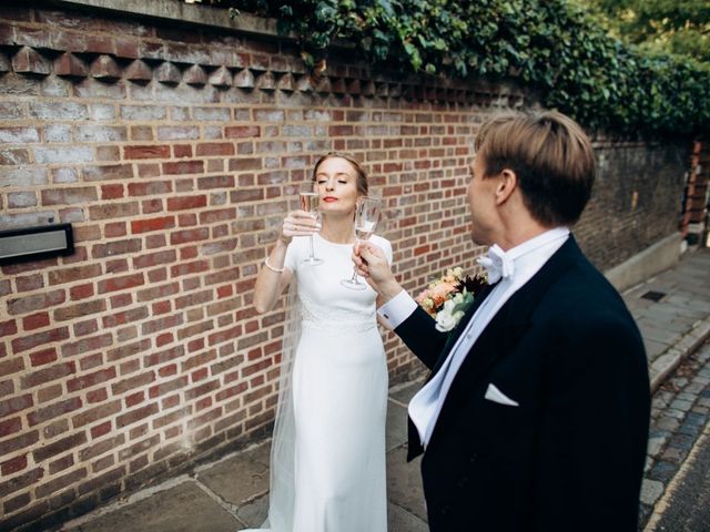 Fredrik and Trine's Wedding in Central London, South West London 20