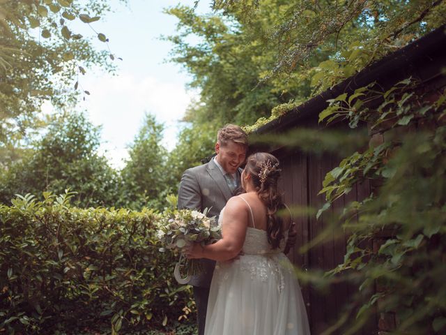 Elis and Shannon&apos;s Wedding in Windermere, Cumbria 4