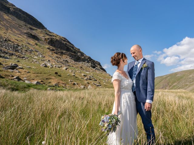 Gary and Rachael&apos;s Wedding in Windermere, Cumbria 12