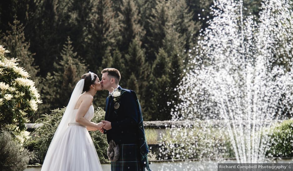 Chloe and Chris's Wedding in New Lanark, Central & Glasgow