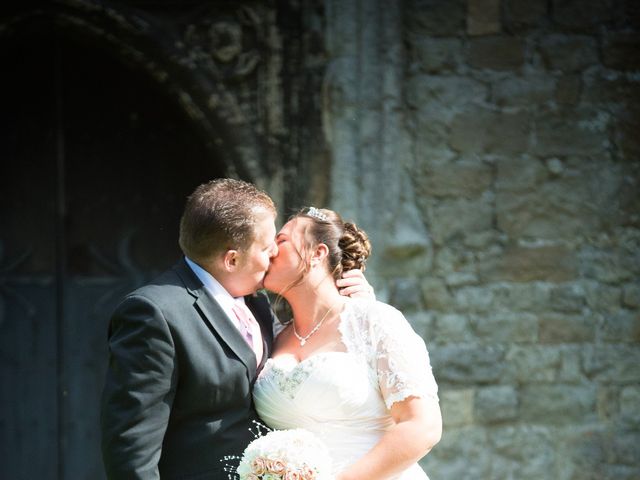 Royston and Kelly&apos;s Wedding in Old Minster, Kent 13