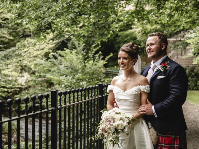 George and Hannah's Wedding in East Kilbride , Central &amp; Glasgow 8