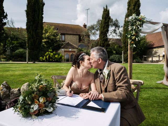 Marc and Joanna&apos;s Wedding in Long Crendon, Buckinghamshire 10