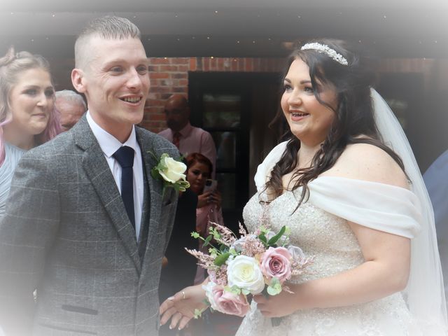 Ben and Louise&apos;s Wedding in Louth, Lincolnshire 27