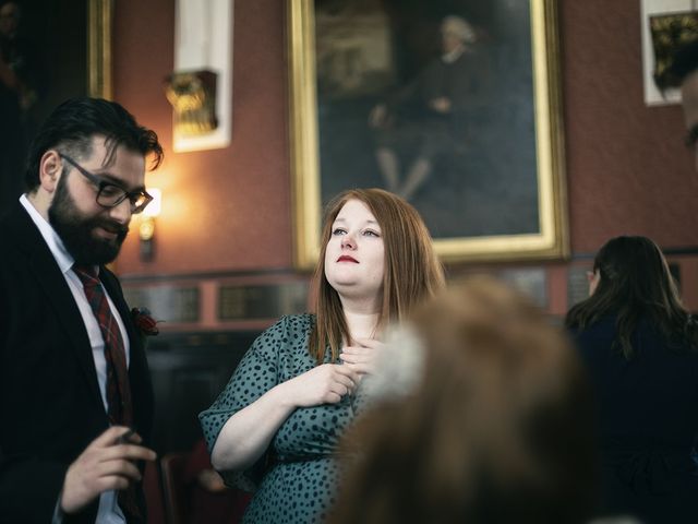 Louise and Micheal&apos;s Wedding in Dunfermline, Perthshire 10