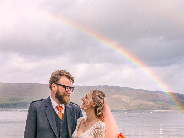 Callum and Ashleigh's Wedding in Loch Lomond, Perthshire 2