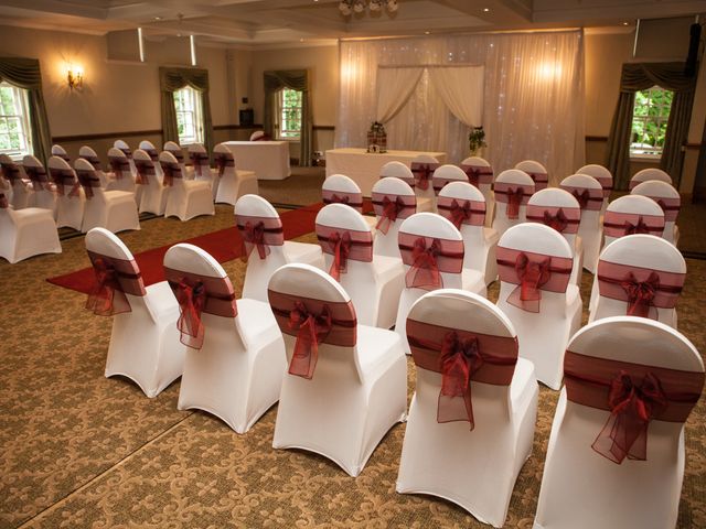 Keith and Claire's Wedding in Edinburgh, Lothian &amp; Borders 7