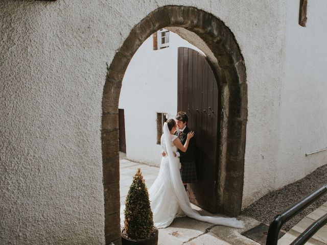 Keith and Claire's Wedding in Edinburgh, Lothian &amp; Borders 30