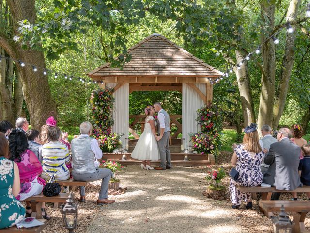 Michael and Donna&apos;s Wedding in Lutterworth, Leicestershire 1