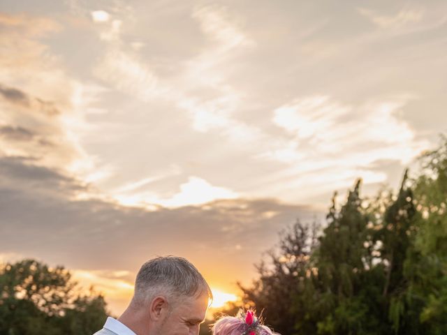 Michael and Donna&apos;s Wedding in Lutterworth, Leicestershire 13