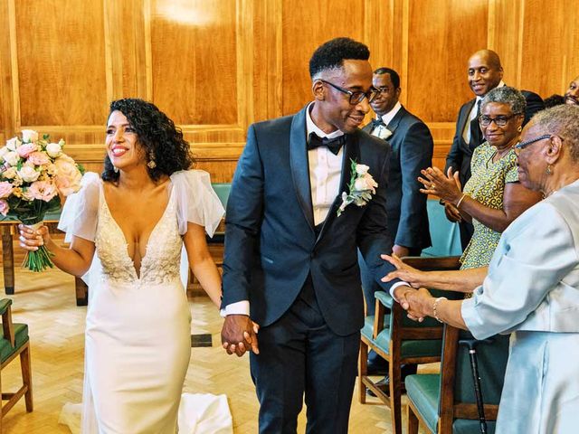 Jonathan and Fabiola&apos;s Wedding in Hackney, East London 32