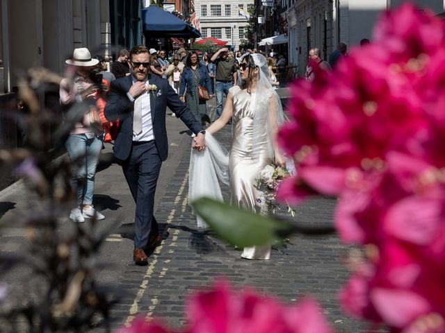 James and Victoria&apos;s Wedding in Covent Garden, West Central London 35