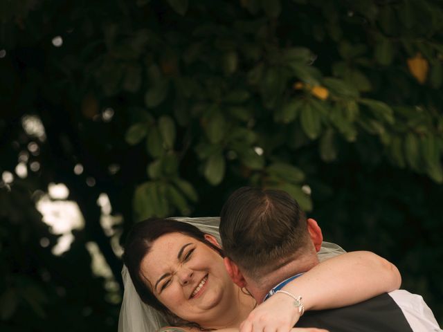 Graeme and Louise&apos;s Wedding in Cannock, Staffordshire 11