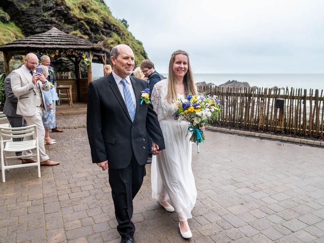 Steve and Hannah&apos;s Wedding in Ilfracombe, Devon 14