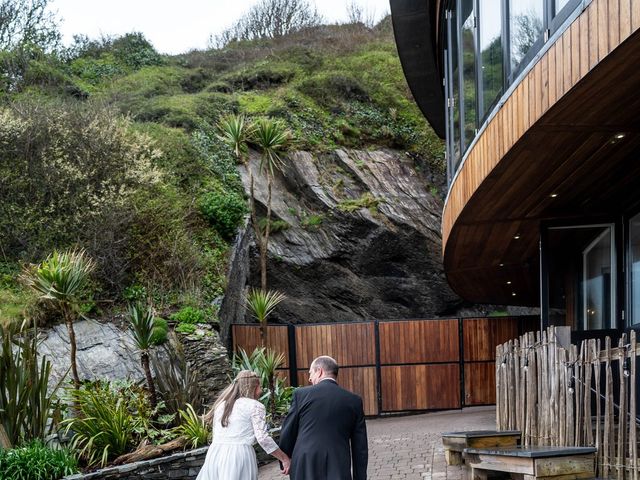 Steve and Hannah&apos;s Wedding in Ilfracombe, Devon 15