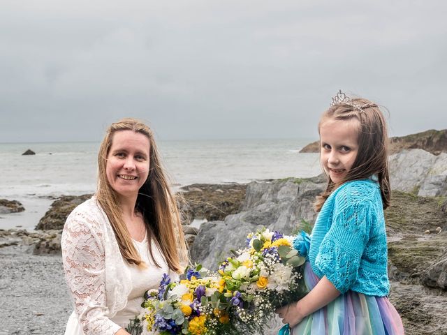 Steve and Hannah&apos;s Wedding in Ilfracombe, Devon 21