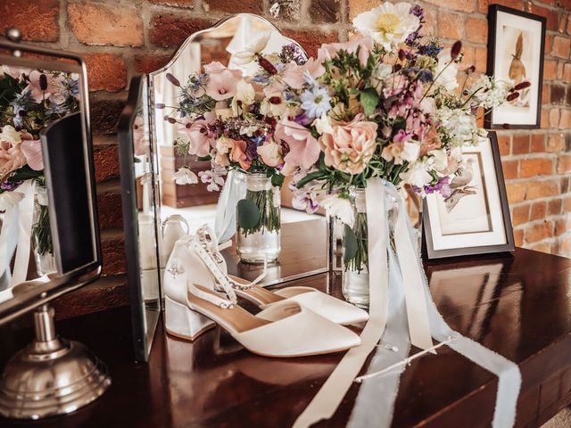 Jonathan and Chelsi's Wedding in Wasing, Berkshire 4